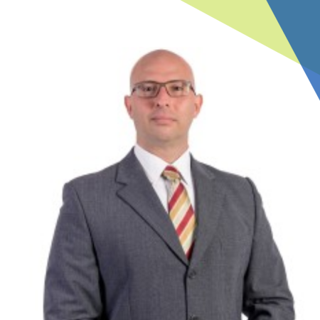 Mba. Armando Benjamín Briceño Peck